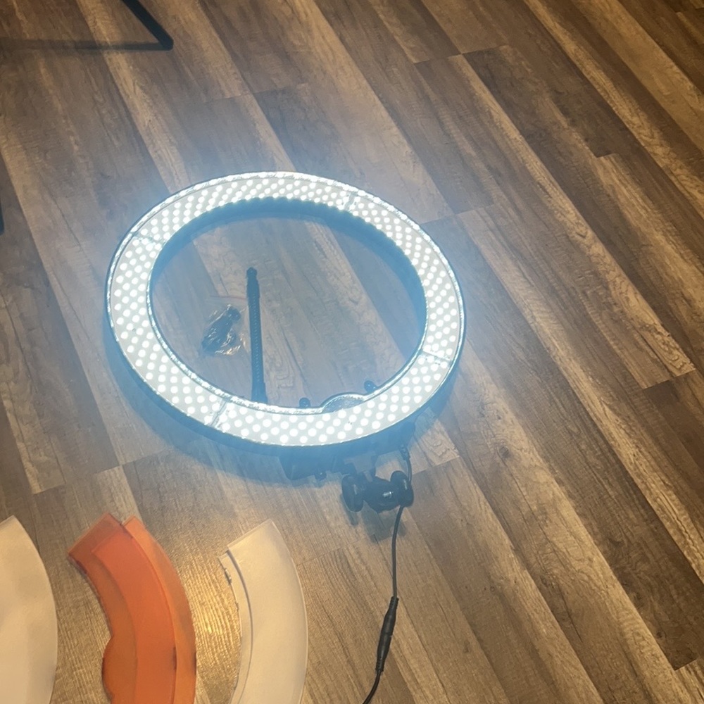 Ring light